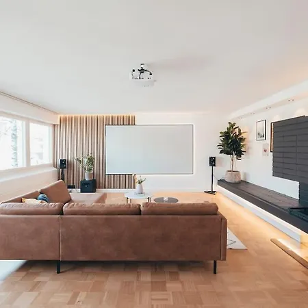 Apartmán Etelaeisen Keskustan Luksusta Tarjoava Helmi Omalla Spa-osastolla *