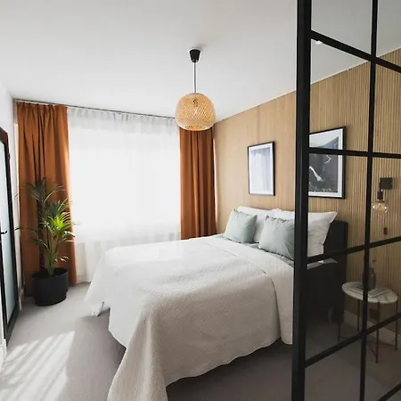 Apartmán Etelaeisen Keskustan Luksusta Tarjoava Helmi Omalla Spa-osastolla
